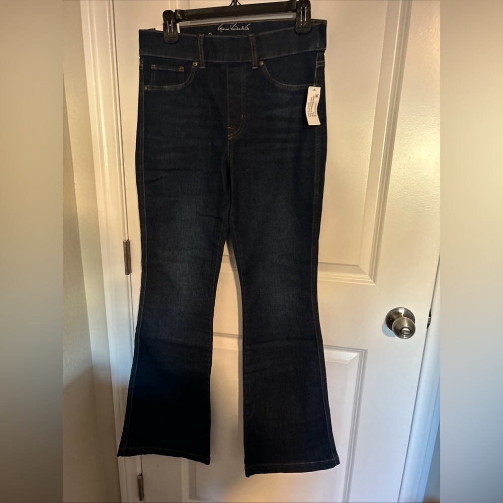 Gloria Vanderbilt Shape Effect Women’s 10 Average Asheboro W Whiskers Jeans